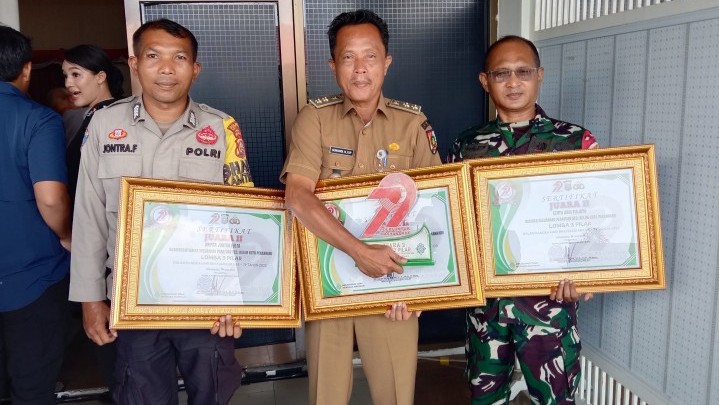 Kelurahan Pebatuan Raih Juara 2 Sinergitas Tiga Pilar Tingkat Polda Riau Kelurahan Pebatuan Raih Juara 2 Sinergitas Tiga Pilar Tingkat Polda Riau