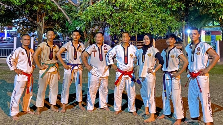 Persiapan Kejurprov 2025, Petarung Tarung Derajat Pekanbaru Gencar Lakukan Latihan Persiapan Kejurprov 2025, Petarung Tarung Derajat Pekanbaru Gencar Lakukan Latihan