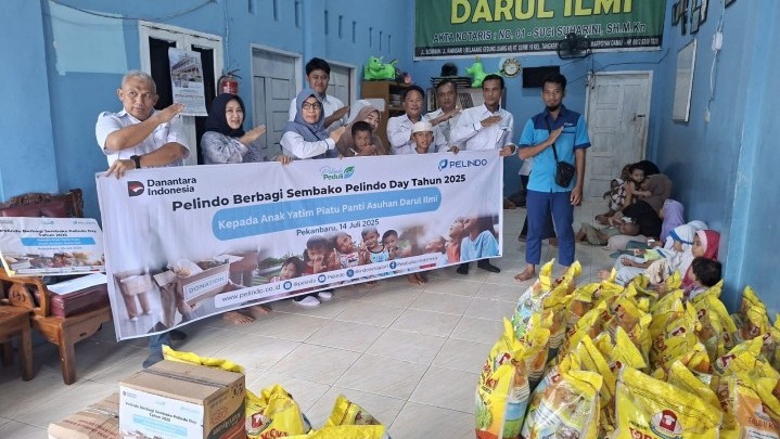 Pelindo Regional 1 Pekanbaru Berbagi Sembako ke Panti Asuhan Darul Ilmi