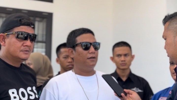 Ketua Harian dan Wakil Ketua Membakar Semangat Atlet Tarung Derajat Saat Pelepasan