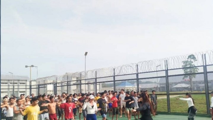 Lapas Narkotika Rumbai Gelar  Senam Sehat Rutin Tingkatkan Kebugaran dan Kebersamaan WBP Lapas Narkotika Rumbai Gelar  Senam Sehat Rutin Tingkatkan Kebugaran dan Kebersamaan WBP