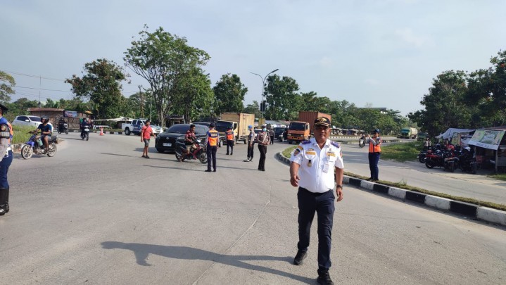 Petugas Gakkum Kembali Jaring 50 Pelanggar Operasi Patuh LK di Bundaran Menabung