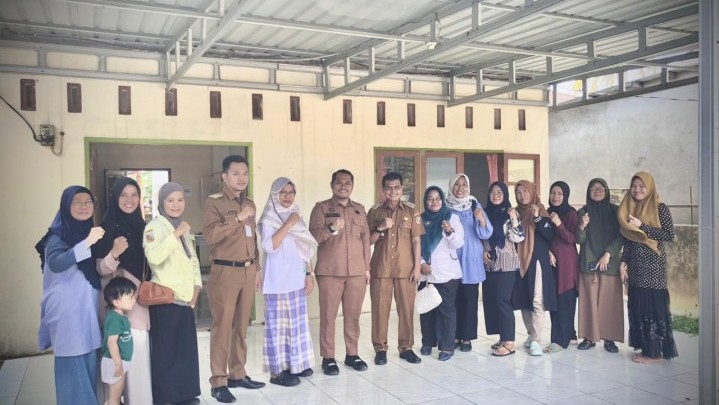 Gerak Cepat, Camat Abdul Bari Bersama Kader Aksi 'Zero Putus Sekolah' Gerak Cepat, Camat Abdul Bari Bersama Kader Aksi 'Zero Putus Sekolah'