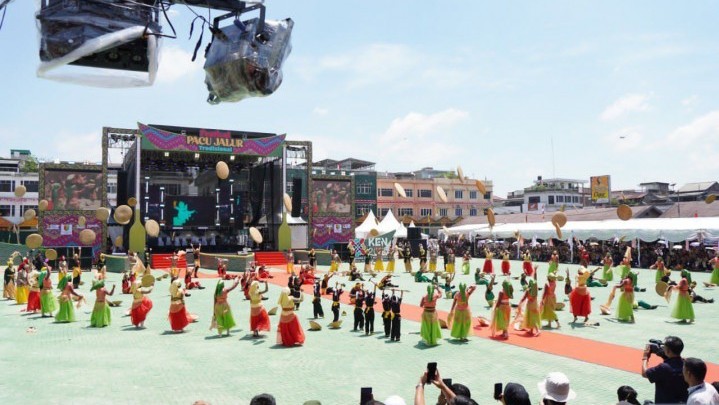 Bupati Kuansing Apresiasi Dukungan Dua Anggota DPR RI dari PKS pada Festival Pacu Jalur tahun 2025 Bupati Kuansing Apresiasi Dukungan Dua Anggota DPR RI dari PKS pada Festival Pacu Jalur tahun 2025