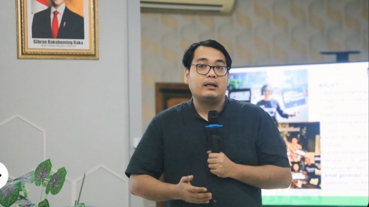 WALHI, Cahaya di Tengah Kegelapan, Perjuangan untuk Keadilan Ekologis WALHI, Cahaya di Tengah Kegelapan, Perjuangan untuk Keadilan Ekologis