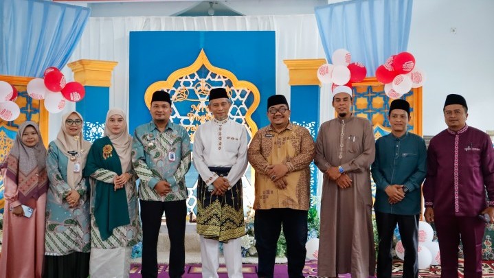 Dihadiri Anggota DPRD Riau Ayat Cahyadi, Camat Fajri Adha Buka MTQ ke-20 Kulim Dihadiri Anggota DPRD Riau Ayat Cahyadi, Camat Fajri Adha Buka MTQ ke-20 Kulim