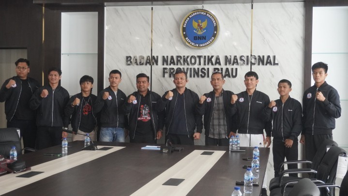 Di Pimpin Zulkardi Muaythai Pekanbaru Silaturahmi Bersama BNNP Riau Di Pimpin Zulkardi Muaythai Pekanbaru Silaturahmi Bersama BNNP Riau