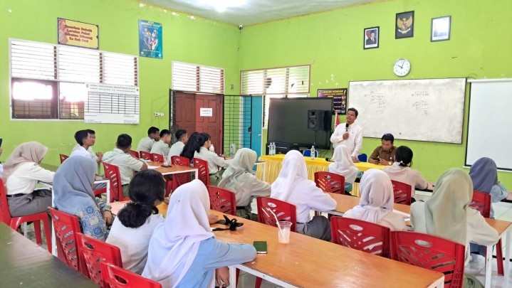 Dua Kepala Dinas Pemprov Riau Bangga Program Literasi yang Ditaja SPS Riau