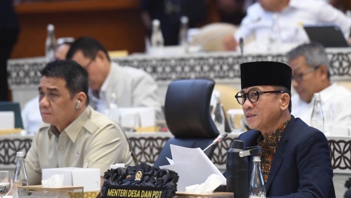 Komisi V DPR RI dan Kemendes Sepakat Seluruh Desa Dilepaskan Statusnya dari Kawasan Hutan Komisi V DPR RI dan Kemendes Sepakat Seluruh Desa Dilepaskan Statusnya dari Kawasan Hutan