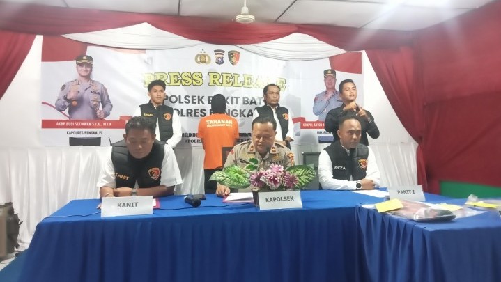 Pembunuhan di Kanal Bukit Batu Terungkap, Kapolsek: Pelaku Nekat Diduga Karena Sakit Hati Pembunuhan di Kanal Bukit Batu Terungkap, Kapolsek: Pelaku Nekat Diduga Karena Sakit Hati