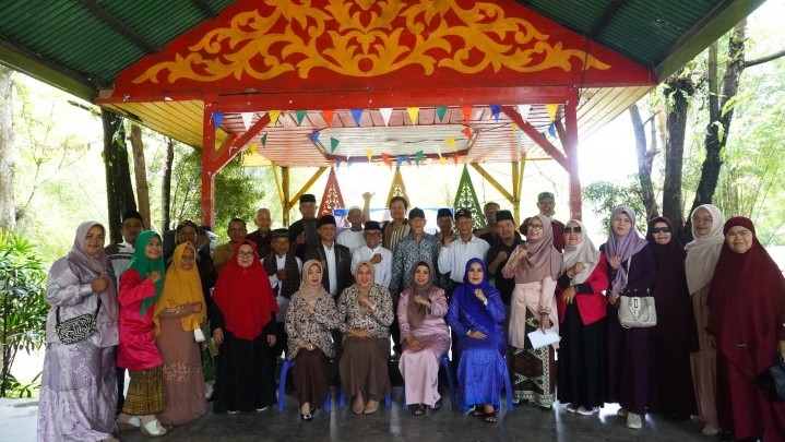 Yeni Erita Resmi Jabat Ketua IKKBS Pekanbaru 2025-2027