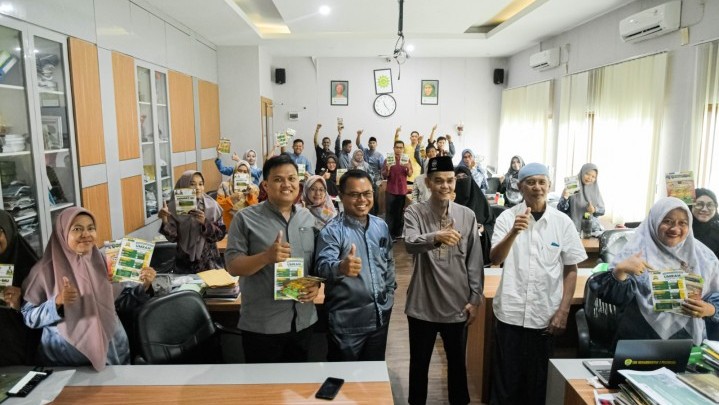 PD Muhammadiyah Bekerjasama dengan SAI-MU Tour & Travel Gelar Sosialisasi Paket Umrah di SMK Muhammadiyah 3 Pekanbaru