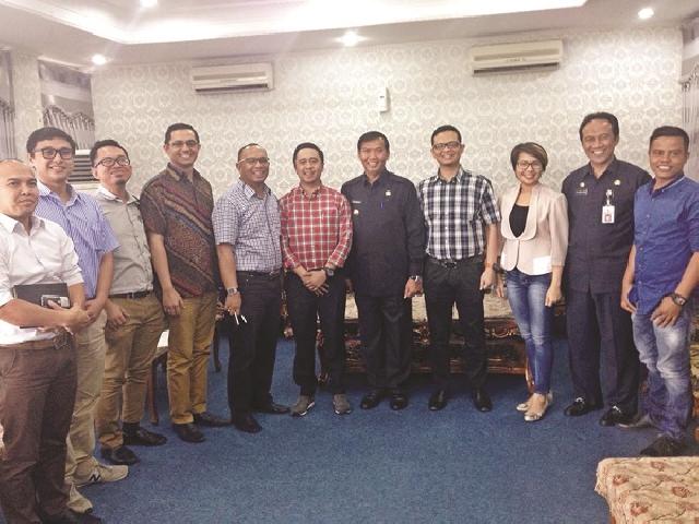 HIPMI Kota Pekanbaru melakukan audiensi dengan Wali Kota Pekanbaru HIPMI Kota Pekanbaru melakukan audiensi dengan Wali Kota Pekanbaru